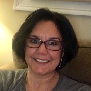 Meet your Posher, Michele